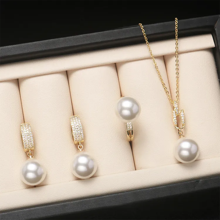 AKOYA PEARL JEWELRY SET (NECKLACE, RING, EARRINGS)