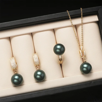 AKOYA PEARL JEWELRY SET (NECKLACE, RING, EARRINGS)